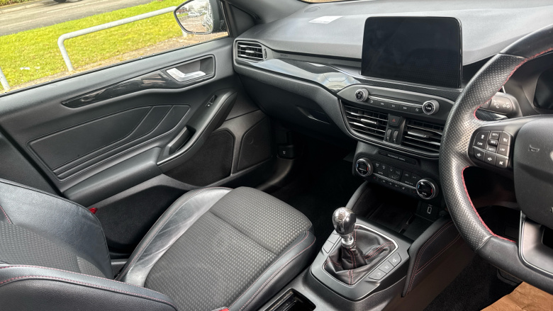 Ford Focus 1.0 EcoBoost Hybrid mHEV 155 ST-Line X Edition 5dr Petrol Hatchback